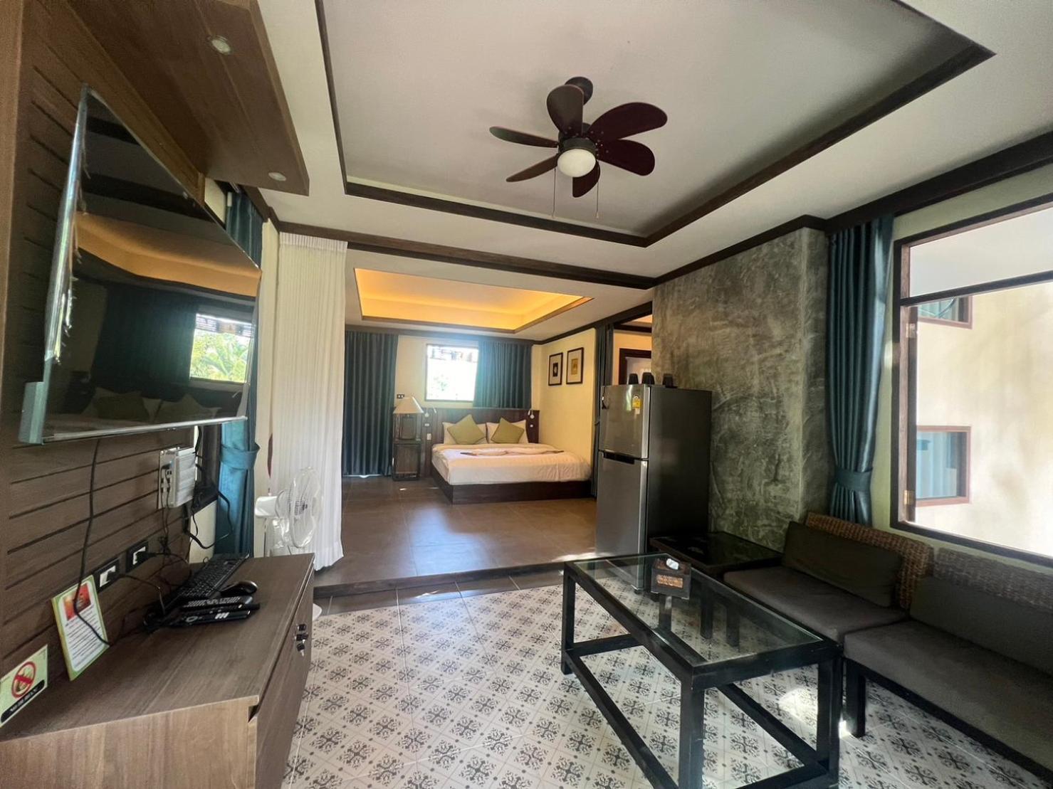 Relax House Lanta Old Town Hotel Koh Lanta Bagian luar foto