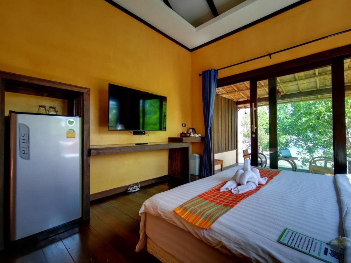 Relax House Lanta Old Town Hotel Koh Lanta Bagian luar foto